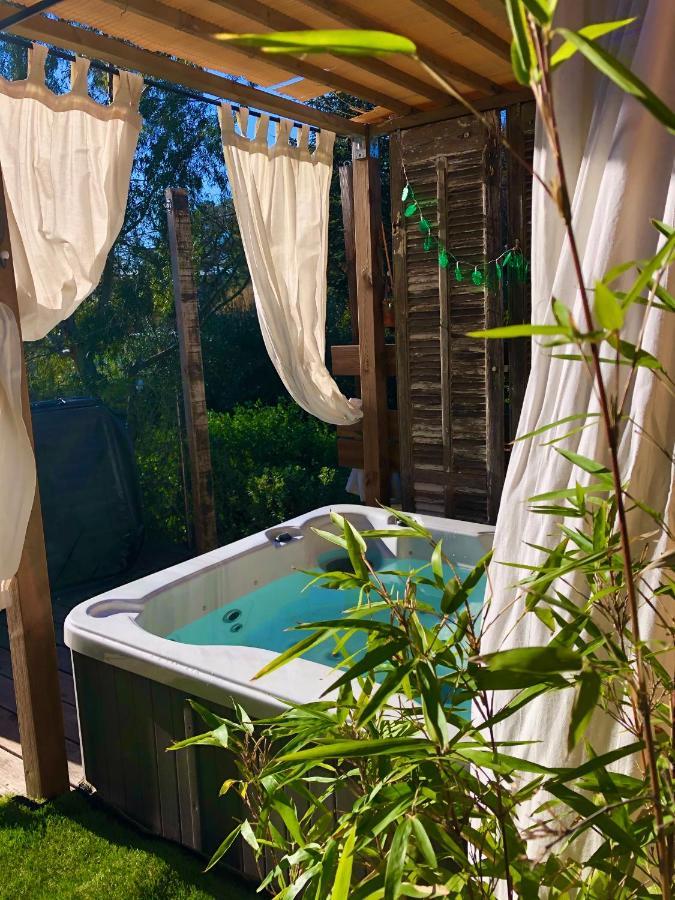 L'Oustaou B&B Piscine & Spa Besse-sur-Issole ภายนอก รูปภาพ