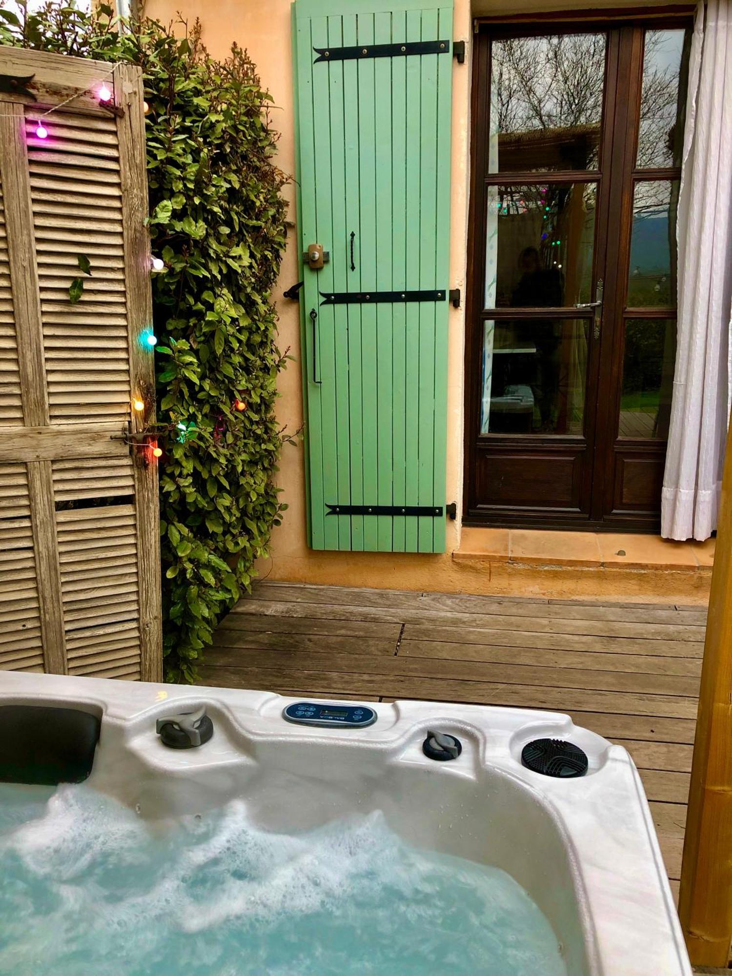 L'Oustaou B&B Piscine & Spa Besse-sur-Issole ภายนอก รูปภาพ