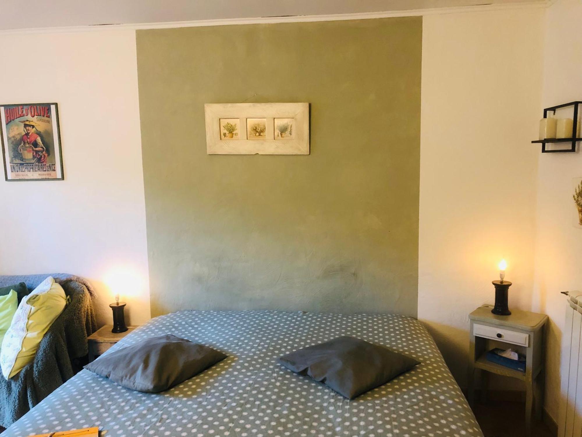 L'Oustaou B&B Piscine & Spa Besse-sur-Issole ภายนอก รูปภาพ