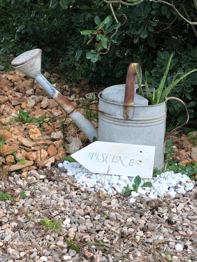 L'Oustaou B&B Piscine & Spa Besse-sur-Issole ภายนอก รูปภาพ